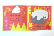 Load image into Gallery viewer, A Little World of Ants